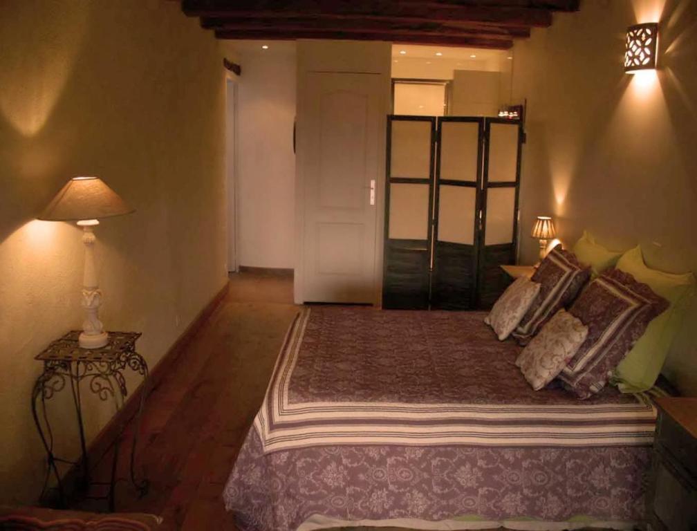 La Grange Aux Loirs B&B Courtioux Rum bild