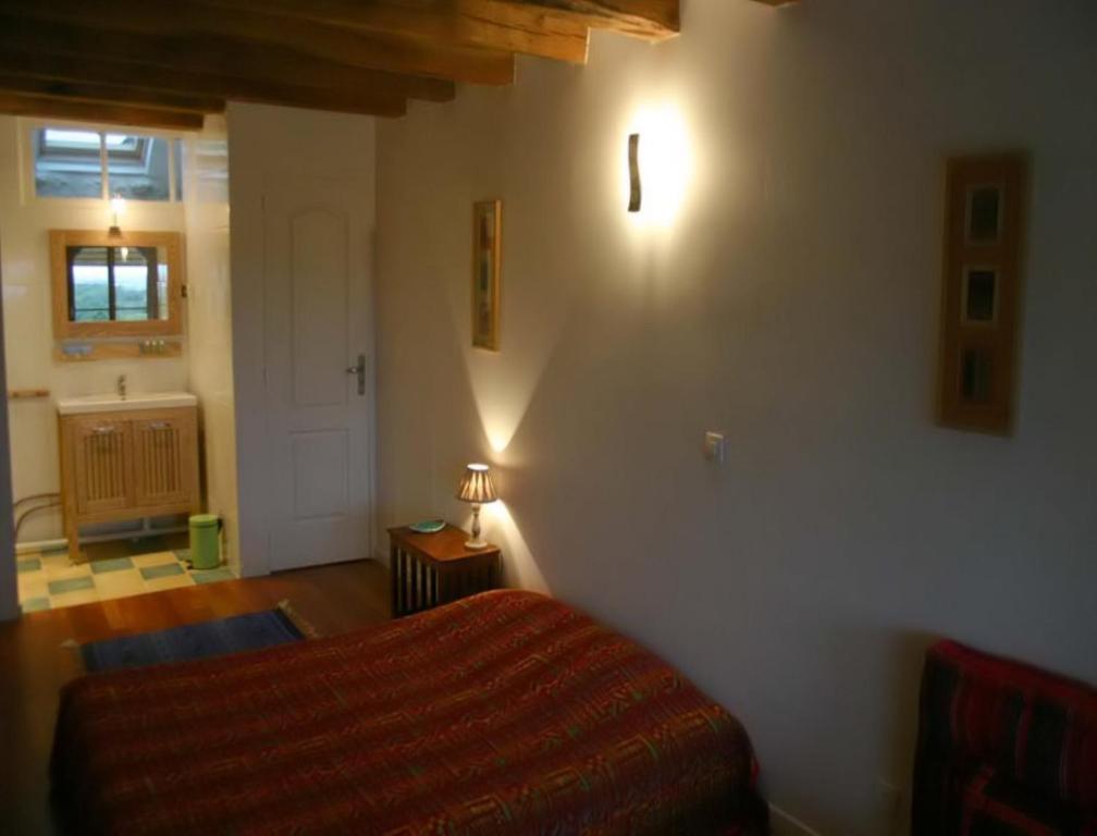 La Grange Aux Loirs B&B Courtioux Rum bild